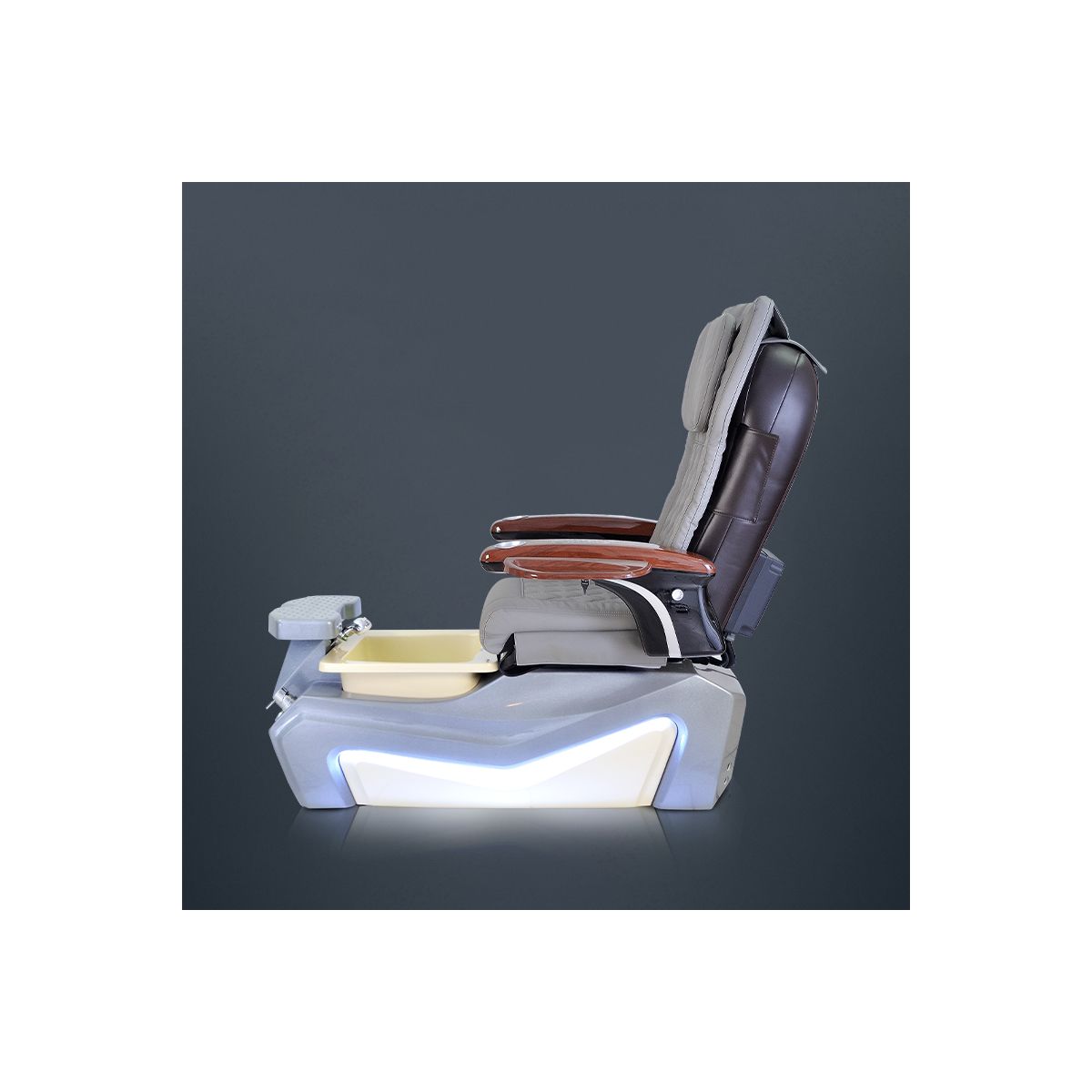 Alfalfa Onska PediSpa w/ Installation