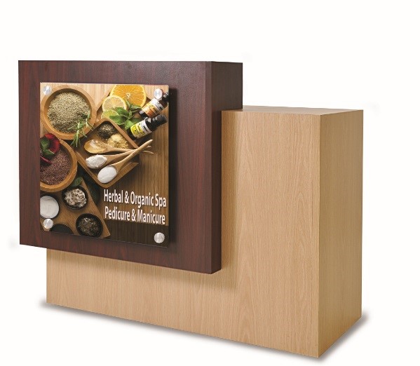 Contemporary Reception Counter